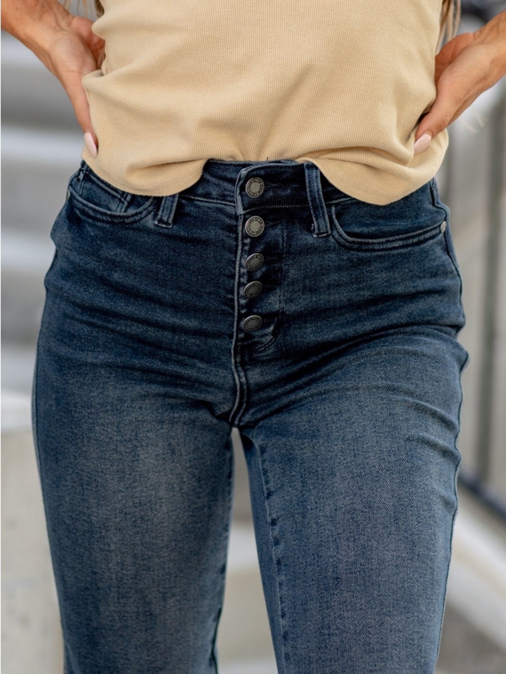 Judy Blue 4-way Stretch High Rise Button Fly Destroy Hem Straight Jeans - Picture 3 of 16